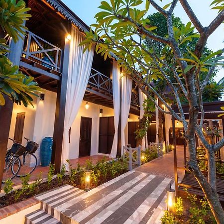 V Maison Boutique Hotel Luang Prabang Zewnętrze zdjęcie